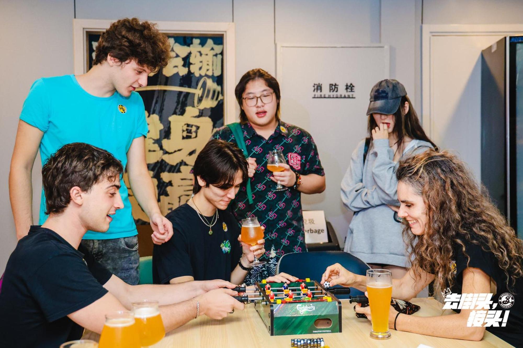 Dayin International Youth Hostel -Near People'S Square & Old Town -Social Area -Bar -Cafe -Gym -Free Laundry Luggage Storage -24H Front Desk -English Service เซี่ยงไฮ้ ภายนอก รูปภาพ