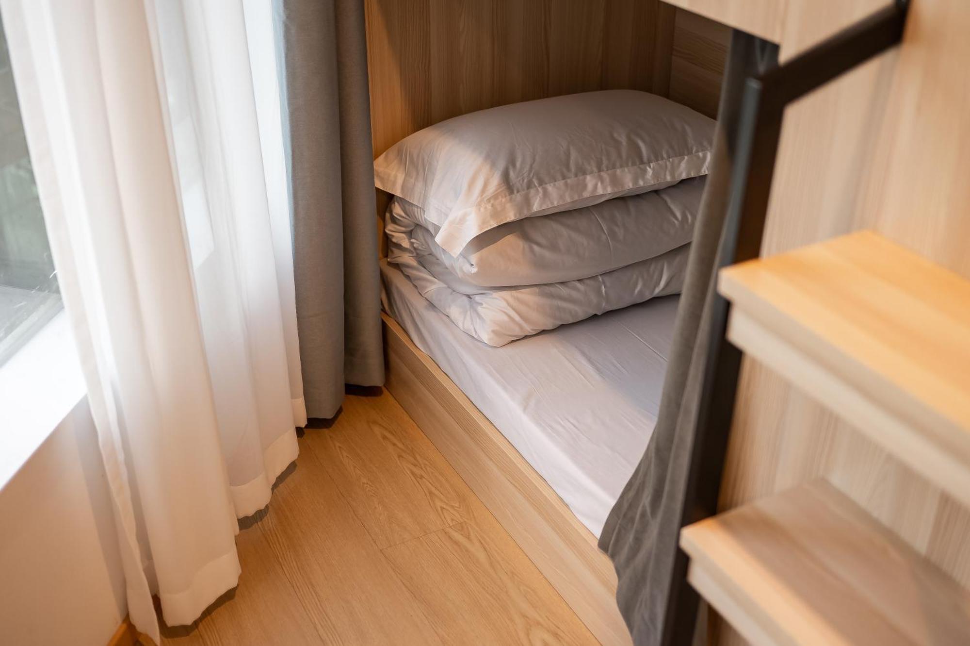 Dayin International Youth Hostel -Near People'S Square & Old Town -Social Area -Bar -Cafe -Gym -Free Laundry Luggage Storage -24H Front Desk -English Service เซี่ยงไฮ้ ภายนอก รูปภาพ