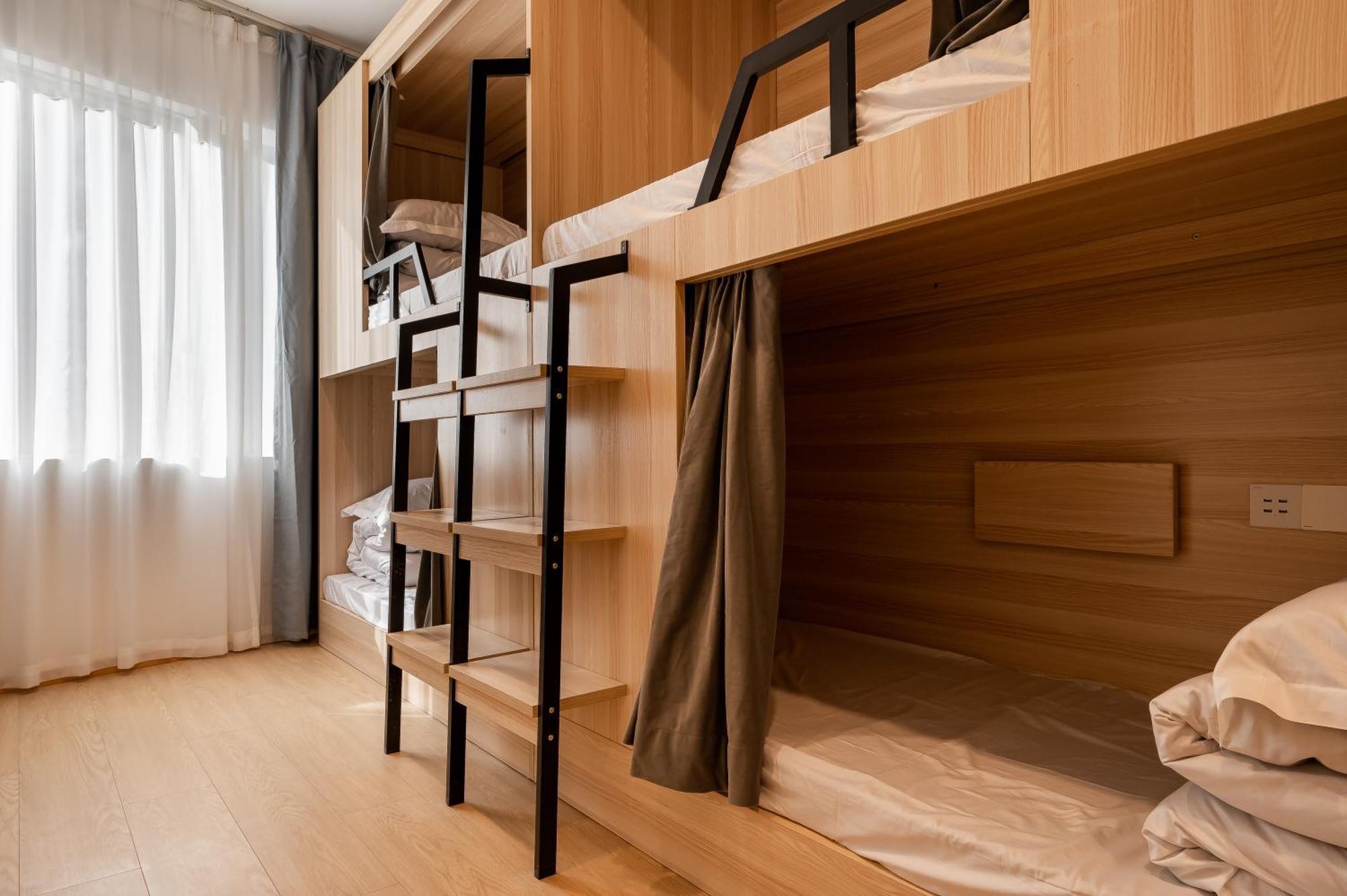 Dayin International Youth Hostel -Near People'S Square & Old Town -Social Area -Bar -Cafe -Gym -Free Laundry Luggage Storage -24H Front Desk -English Service เซี่ยงไฮ้ ภายนอก รูปภาพ