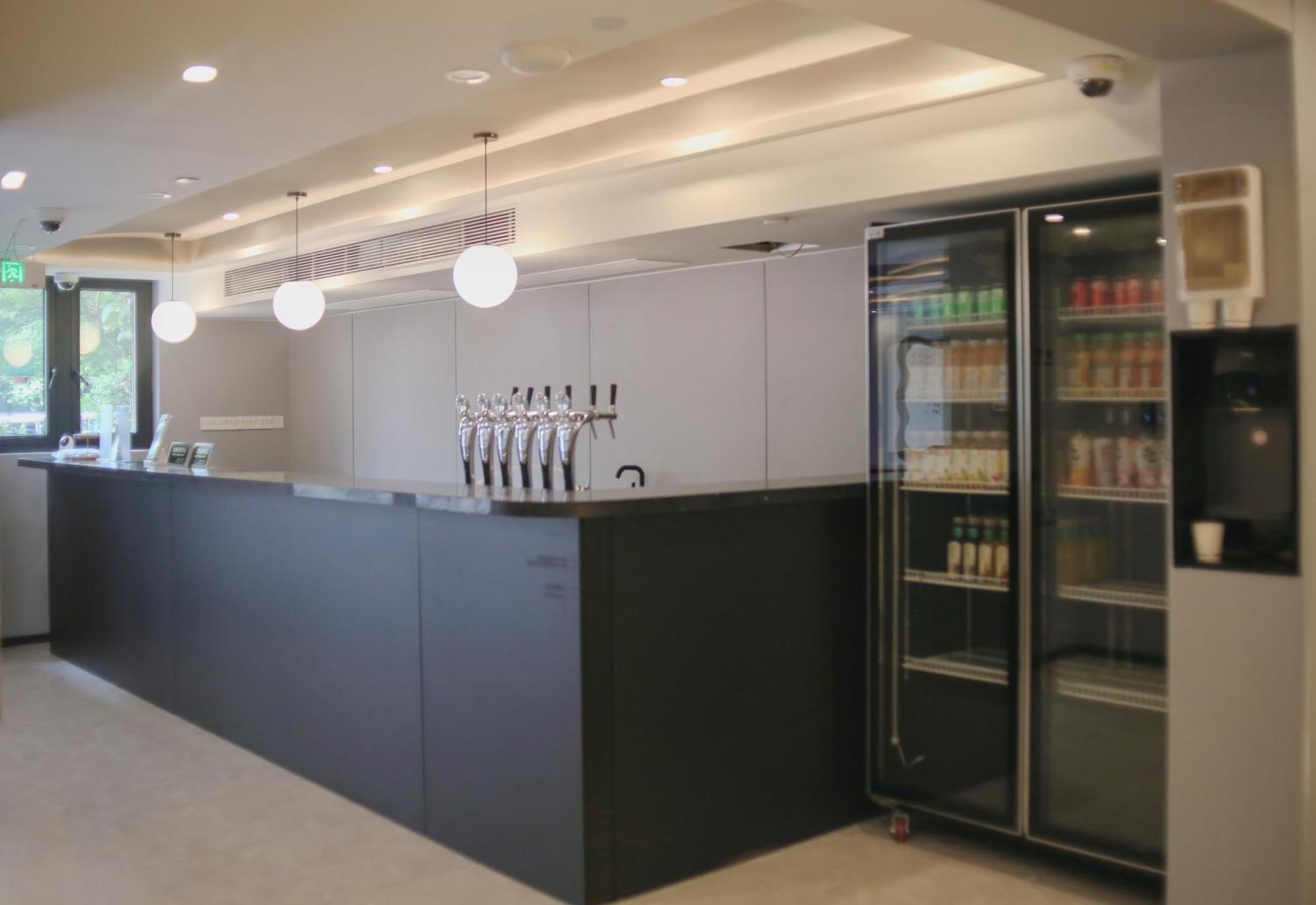 Dayin International Youth Hostel -Near People'S Square & Old Town -Social Area -Bar -Cafe -Gym -Free Laundry Luggage Storage -24H Front Desk -English Service เซี่ยงไฮ้ ภายนอก รูปภาพ