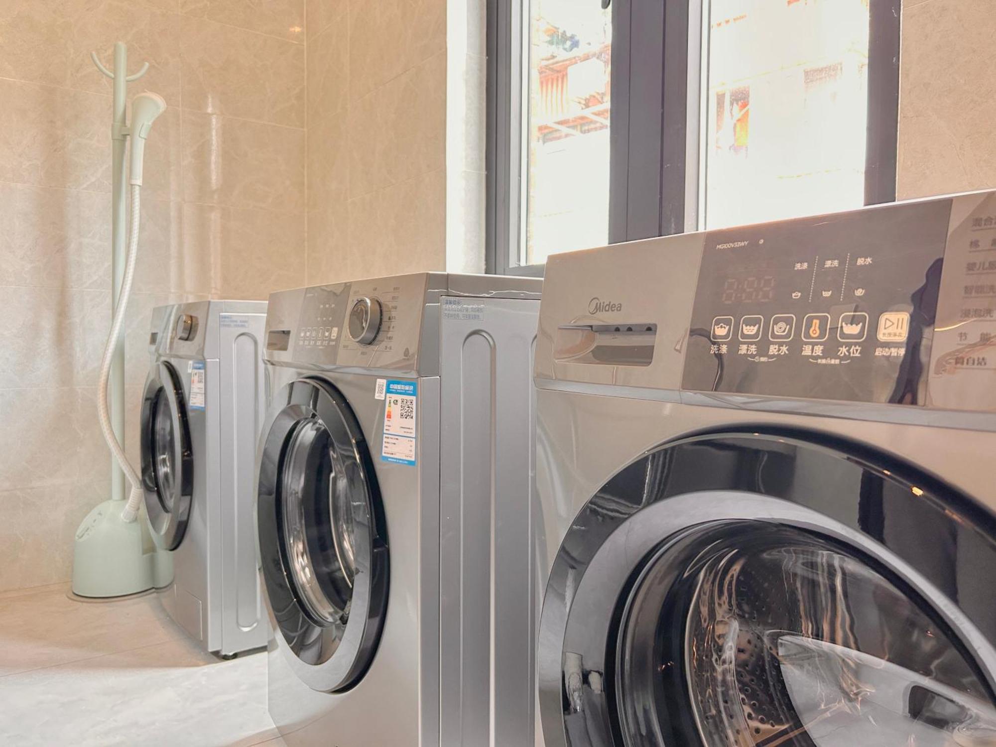 Dayin International Youth Hostel -Near People'S Square & Old Town -Social Area -Bar -Cafe -Gym -Free Laundry Luggage Storage -24H Front Desk -English Service เซี่ยงไฮ้ ภายนอก รูปภาพ
