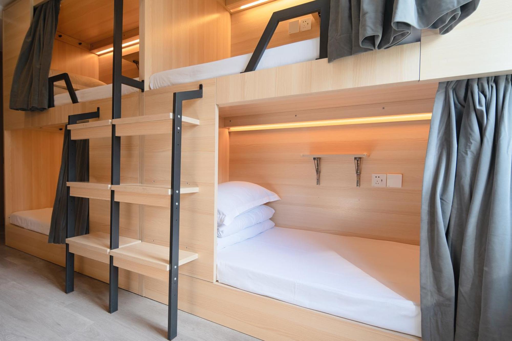 Dayin International Youth Hostel -Near People'S Square & Old Town -Social Area -Bar -Cafe -Gym -Free Laundry Luggage Storage -24H Front Desk -English Service เซี่ยงไฮ้ ภายนอก รูปภาพ