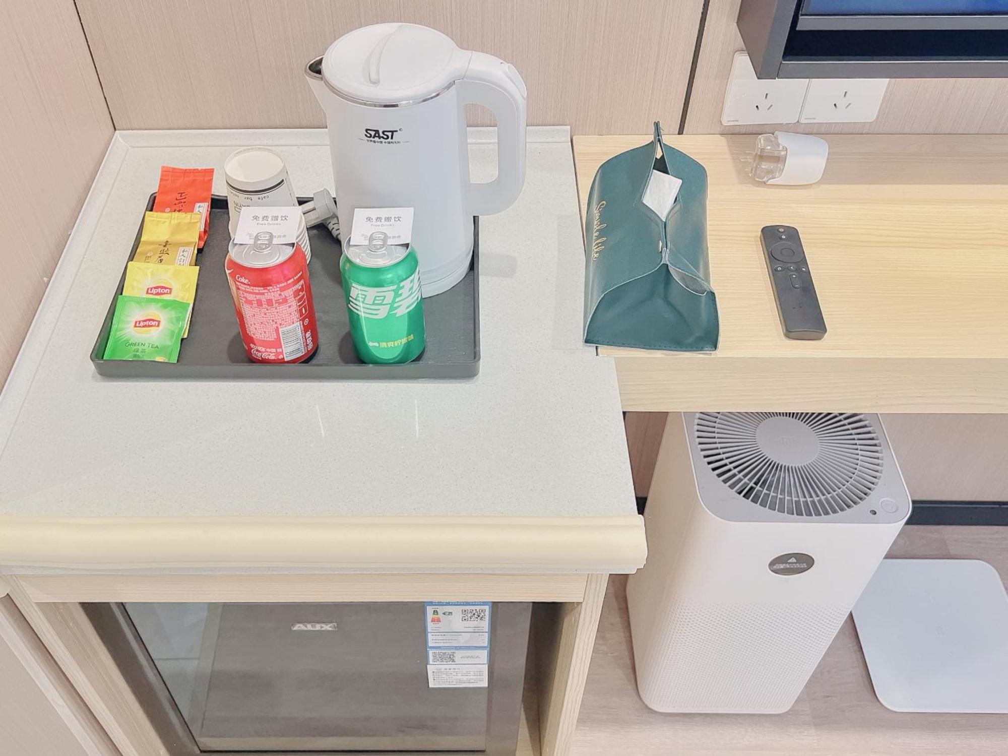 Dayin International Youth Hostel -Near People'S Square & Old Town -Social Area -Bar -Cafe -Gym -Free Laundry Luggage Storage -24H Front Desk -English Service เซี่ยงไฮ้ ภายนอก รูปภาพ